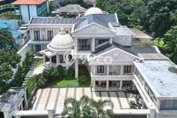 For Sale Rumah Mewah Exclusive di Cinere, Depok For Sale Rumah Mewah Exclusive di Cinere, Depok