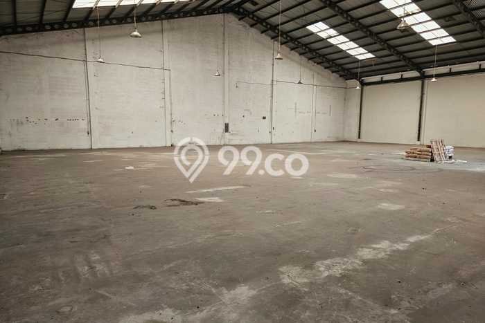 Area Ramai! Gudang Dijual di Jati Uwung untuk Bisnis Luas Bangunan 770m2 Area Ramai! Gudang Dijual di Jati Uwung untuk Bisnis Luas Bangunan 770m2