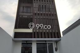 Ruko Disewa di Serpong, Tangerang Selatan, LT 247m2 / LB 576m2 Ruko Disewa di Serpong, Tangerang Selatan, LT 247m2 / LB 576m2