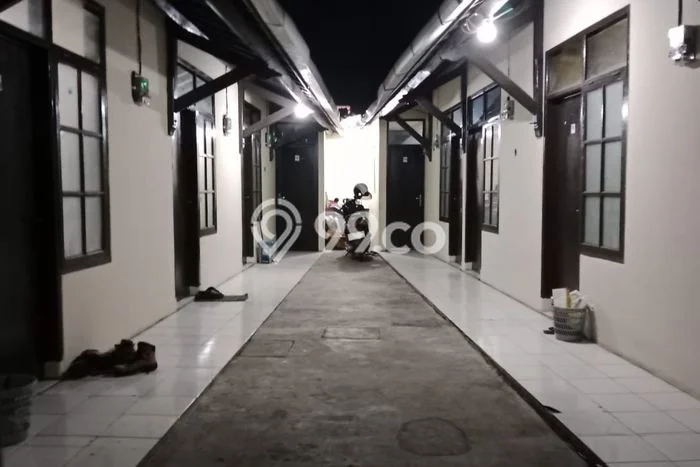 Aset Investasi! Kost Dijual di Cibiru, Bandung, 29 KT, 29 KM, Luas 420m2 Aset Investasi! Kost Dijual di Cibiru, Bandung, 29 KT, 29 KM, Luas 420m2
