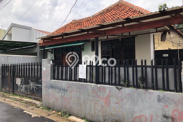 For Sale! Premium House LT 260m2 Desain Modern di Setiabudi For Sale! Premium House LT 260m2 Desain Modern di Setiabudi