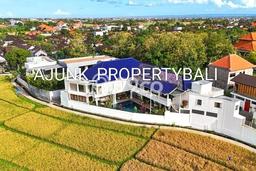 Vila Kawasan , Ukuran 640m2m², Ideal untuk berbagai keperluan Vila Kawasan , Ukuran 640m2m², Ideal untuk berbagai keperluan