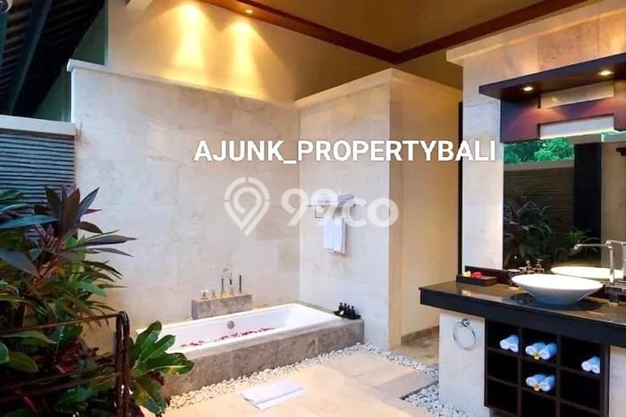 Rumah Luxury Modern Siap Huni di Seminyak Badung Rumah Luxury Modern Siap Huni di Seminyak Badung