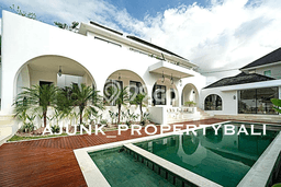 Tersedia Vila di , Ukuran 528m2m², Area Asri Tersedia Vila di , Ukuran 528m2m², Area Asri