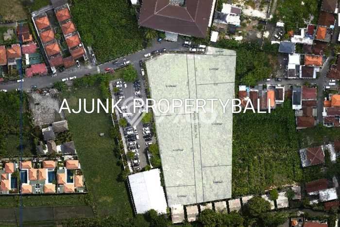 Tanah Dijual Area Strategis di Seminyak Badung 500m2 Tanah Dijual Area Strategis di Seminyak Badung 500m2