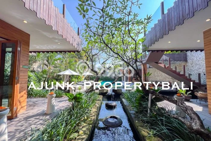 Hunian Mewah LB 500m2 Siap Huni Desain Elegan di Seminyak, Badung Hunian Mewah LB 500m2 Siap Huni Desain Elegan di Seminyak, Badung