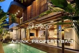 Dijual! Vila Kawasan , Luas 300m2m², Posisi Strategis Dijual! Vila Kawasan , Luas 300m2m², Posisi Strategis