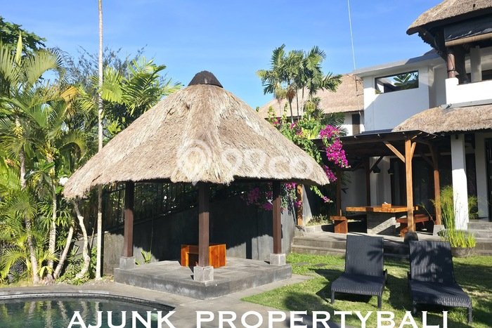 Vila di , Luas 750m2m², Lokasi Strategis Vila di , Luas 750m2m², Lokasi Strategis