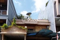 Ready to Use! Premium House LT 200m2 Desain Elegan di Sunter Ready to Use! Premium House LT 200m2 Desain Elegan di Sunter