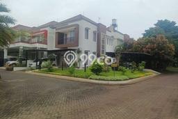 Ready to Use! Luxury House LT 216m2 Desain Modern di Raffles Hills Ready to Use! Luxury House LT 216m2 Desain Modern di Raffles Hills