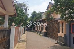 Dijual Cepat Rumah Bagus Siap Huni LB 400m2 di Cipayung, Jakarta Timur Dijual Cepat Rumah Bagus Siap Huni LB 400m2 di Cipayung, Jakarta Timur