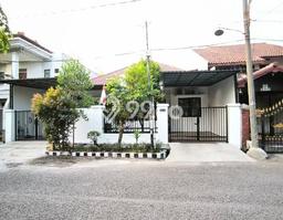FEATURED! Rumah Nyaman area Rungkut, LT 390m2m² LB 250m2m² FEATURED! Rumah Nyaman area Rungkut, LT 390m2m² LB 250m2m²