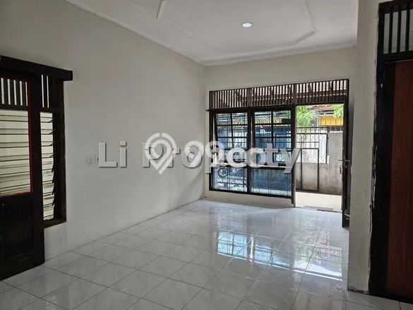 Jarang Ada! Rumah Sewa 2 Kamar Bagus Siap Huni Tanah Mas Jarang Ada! Rumah Sewa 2 Kamar Bagus Siap Huni Tanah Mas