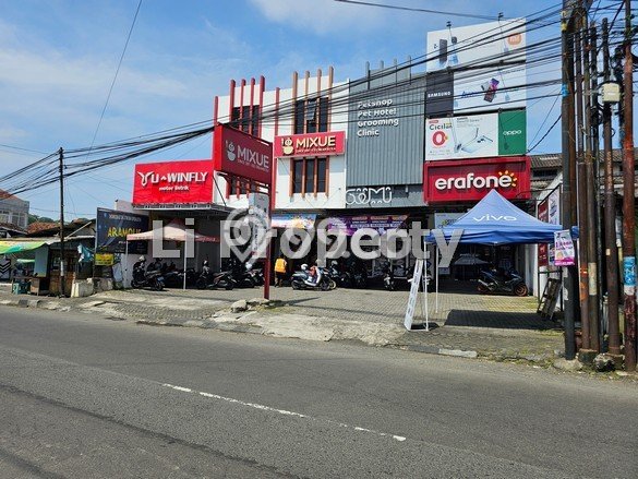 Ruko Bagus LT 123m2 LB 220m2 Dijual di Gajah Mungkur Semarang Ruko Bagus LT 123m2 LB 220m2 Dijual di Gajah Mungkur Semarang