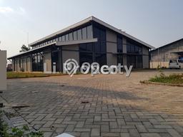 Gudang disewakan di Banyumanik Semarang dengan luas bangunan 720m2 Gudang disewakan di Banyumanik Semarang dengan luas bangunan 720m2