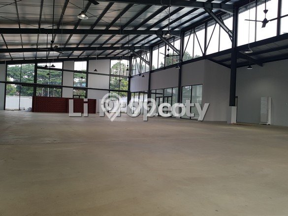 Gudang Disewakan Lokasi Banyumanik Semarang Harga Spesial! Gudang Disewakan Lokasi Banyumanik Semarang Harga Spesial!