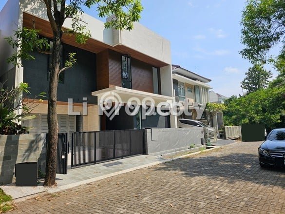 For Sale Rumah Elit Exclusive di Tembalang, Semarang For Sale Rumah Elit Exclusive di Tembalang, Semarang
