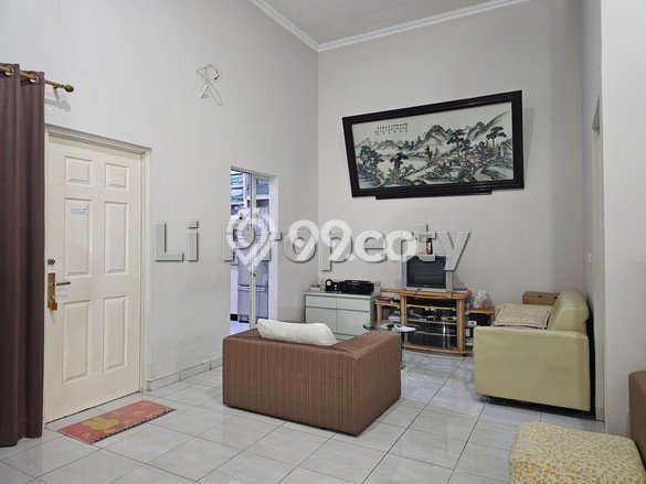 Rumah Luas Asri 3 KT Siap Huni di Graha Padma Semarang Rumah Luas Asri 3 KT Siap Huni di Graha Padma Semarang
