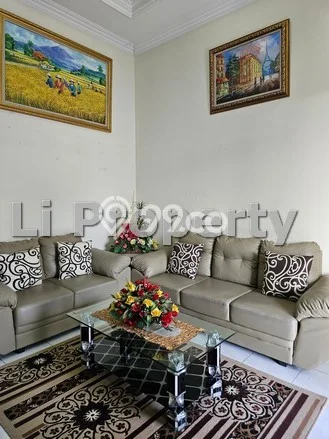 Disewakan! Rumah 3 Kamar Tidur &
2 Kamar Mandi di papandayan, Semarang Disewakan! Rumah 3 Kamar Tidur &
2 Kamar Mandi di papandayan, Semarang