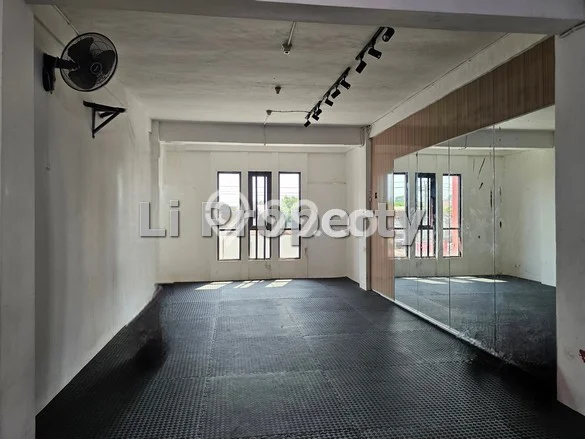 Ruko Bagus LT 123m2 LB 220m2 Dijual di Gajah Mungkur Semarang Ruko Bagus LT 123m2 LB 220m2 Dijual di Gajah Mungkur Semarang