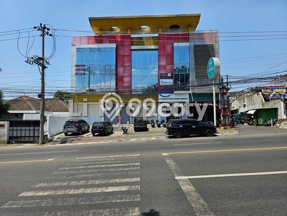 Area Strategis! Disewakan Ruko Lokasi Candisari, Semarang Cocok untuk Bisnis Area Strategis! Disewakan Ruko Lokasi Candisari, Semarang Cocok untuk Bisnis