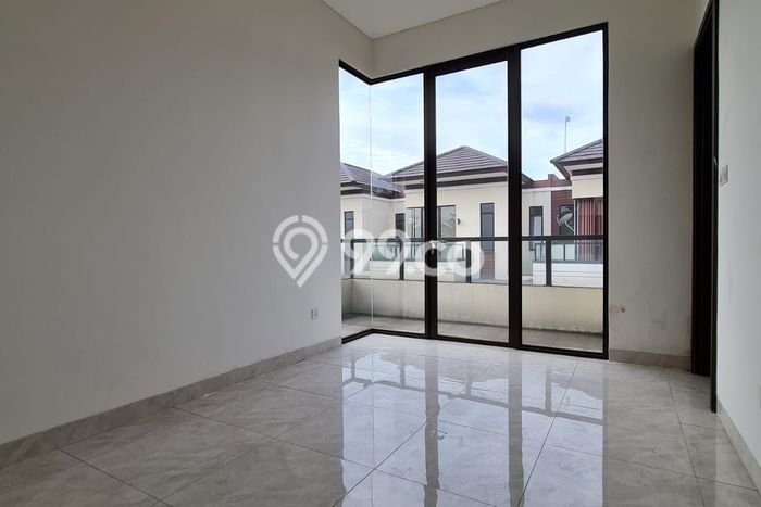 Rumah Strategis Minimalis Lb 101m2 di Sindang Jaya, Tangerang Rumah Strategis Minimalis Lb 101m2 di Sindang Jaya, Tangerang