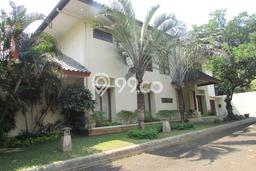 Disewakan Rumah Strategis di Pejaten LT 1200m2 / LB 600m2 Siap Huni Disewakan Rumah Strategis di Pejaten LT 1200m2 / LB 600m2 Siap Huni