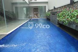 Sewa Rumah Strategis LT 468m2 / LB 480m2 di Kemang, Jakarta Selatan Sewa Rumah Strategis LT 468m2 / LB 480m2 di Kemang, Jakarta Selatan