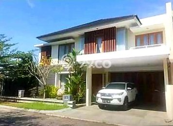 Rumah 5 KT 4 KM Luas Tanah 530m², LB 400m² di Mlati, Sleman Rumah 5 KT 4 KM Luas Tanah 530m², LB 400m² di Mlati, Sleman