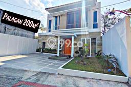 Rumah Modern Minimalis 4 Kamar Bisa Langsung Pindah di Ngaglik Rumah Modern Minimalis 4 Kamar Bisa Langsung Pindah di Ngaglik