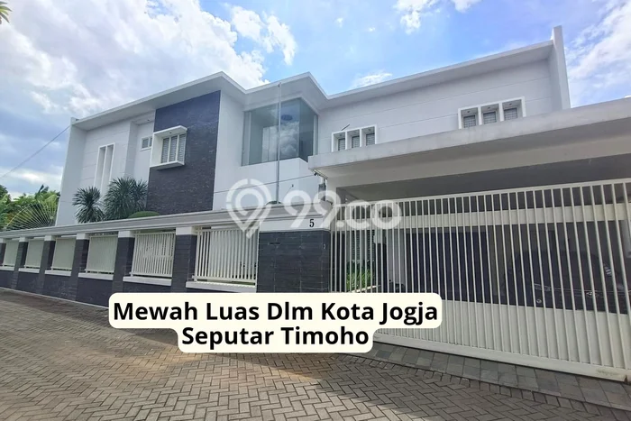 Rumah Mewah Dijual LT 705m2 di Umbulharjo, Yogyakarta Rumah Mewah Dijual LT 705m2 di Umbulharjo, Yogyakarta