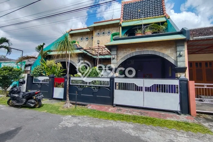 Dijual Hunian Rumah Terawat 5 Kamar di Minomartani , Sleman Dijual Hunian Rumah Terawat 5 Kamar di Minomartani , Sleman