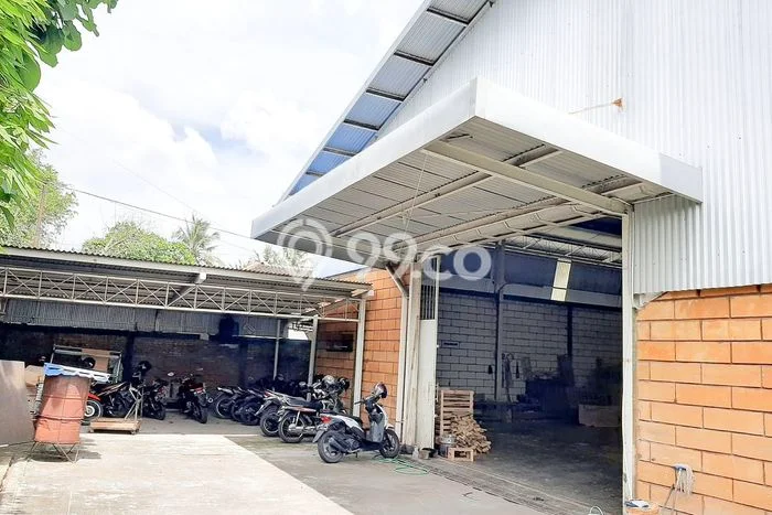 LOKASI STRATEGIS! Gudang di Kasihan, Luas 2000m2m², Pusat Komersial, Jalan Utama LOKASI STRATEGIS! Gudang di Kasihan, Luas 2000m2m², Pusat Komersial, Jalan Utama