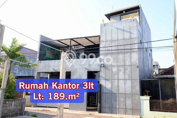 Jual Rumah Bagus Siap Huni LB 300m2 di Sewon, Bantul Jual Rumah Bagus Siap Huni LB 300m2 di Sewon, Bantul