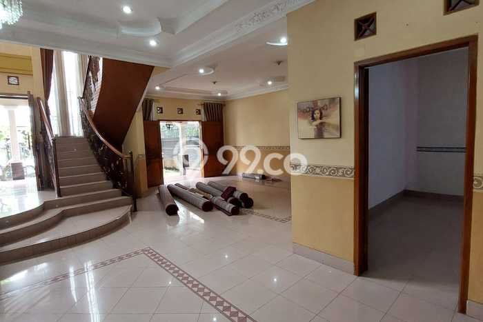 Hunian Elit LB 400m2 Siap Huni Desain Elegan di Bandung Barat, Bandung Hunian Elit LB 400m2 Siap Huni Desain Elegan di Bandung Barat, Bandung