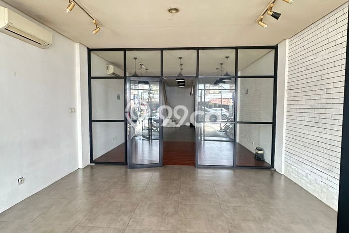 Unit Komersial Disewakan di Tangerang Area Strategis Harga Kompetitif Unit Komersial Disewakan di Tangerang Area Strategis Harga Kompetitif