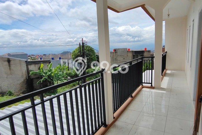 For Sale Hunian Rumah Nyaman 5 KT di Cihanjuang, Bandung For Sale Hunian Rumah Nyaman 5 KT di Cihanjuang, Bandung