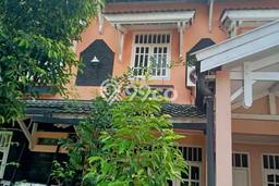 Rumah Modern 5 KT LT 117m2 di Semolowaru Rumah Modern 5 KT LT 117m2 di Semolowaru