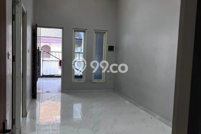 PRIME PROPERTY! Rumah area Rungkut, 2 KT, Area Premium, Luas 84m2m² LB 60m2m² PRIME PROPERTY! Rumah area Rungkut, 2 KT, Area Premium, Luas 84m2m² LB 60m2m²