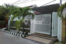Hunian Mewah LB 250m2 Siap Huni Desain Elegan di Ketintang, Surabaya Hunian Mewah LB 250m2 Siap Huni Desain Elegan di Ketintang, Surabaya