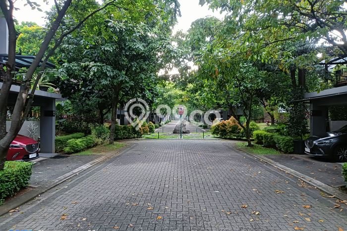Jual Rumah Luas Elegan Dengan View Cantik di BSD Green Wich, Tangerang Jual Rumah Luas Elegan Dengan View Cantik di BSD Green Wich, Tangerang