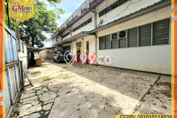 Gudang Dijual di Bandung LT 978m2 & LB 1050m2 Lokasi Terbaik! Gudang Dijual di Bandung LT 978m2 & LB 1050m2 Lokasi Terbaik!