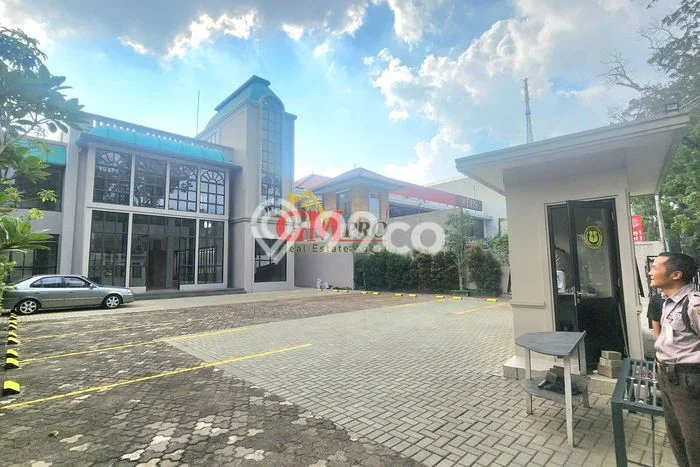 Komersial Disewa di Coblong, Bandung, LT 1040m2 / LB 800m2 Komersial Disewa di Coblong, Bandung, LT 1040m2 / LB 800m2