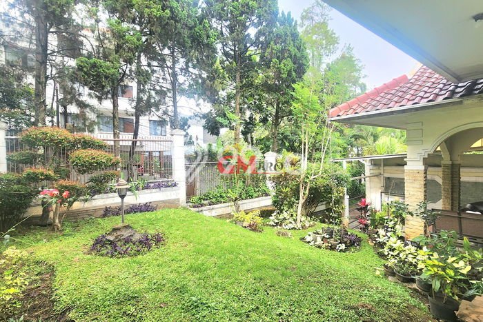 Dijual Rumah Luas Elegan Dengan View Eksklusif di Setra Sari, Bandung Dijual Rumah Luas Elegan Dengan View Eksklusif di Setra Sari, Bandung