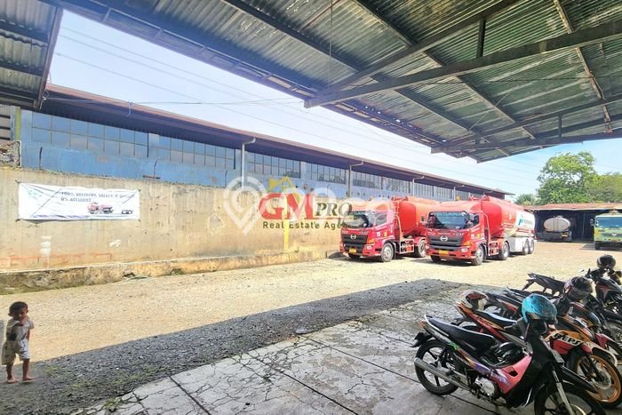 Unit Gudang Dijual di Bandung LT 1270m2 & LB 250m2 Unit Gudang Dijual di Bandung LT 1270m2 & LB 250m2
