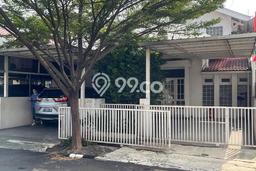 Rumah Elit LB 150m2 Siap Pakai Desain Elegan di Bintaro, Tangerang Selatan Rumah Elit LB 150m2 Siap Pakai Desain Elegan di Bintaro, Tangerang Selatan