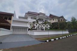 Rumah Luxury Modern Tanpa Renovasi di Lebak Bulus Jakarta Selatan Rumah Luxury Modern Tanpa Renovasi di Lebak Bulus Jakarta Selatan
