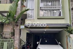 Jual Rumah Bagus Siap Huni LB 258m2 di Ciputat, Tangerang Selatan Jual Rumah Bagus Siap Huni LB 258m2 di Ciputat, Tangerang Selatan