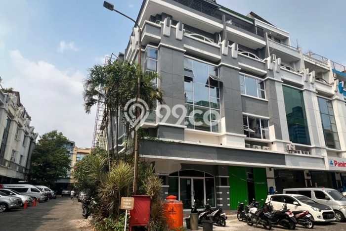 Dijual! Ruko di Fatmawati Jakarta Selatan LT 450m2 / LB 450m2 Kawasan Bisnis Dijual! Ruko di Fatmawati Jakarta Selatan LT 450m2 / LB 450m2 Kawasan Bisnis