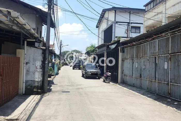 Ruko Disewa di Jakarta Utara dengan LB 513m2 Area Komersial Ramai Ruko Disewa di Jakarta Utara dengan LB 513m2 Area Komersial Ramai